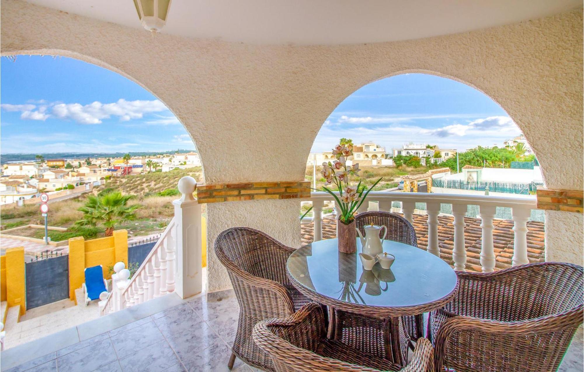 Beautiful Home In Gran Alacant With Kitchen Santa Pola Esterno foto