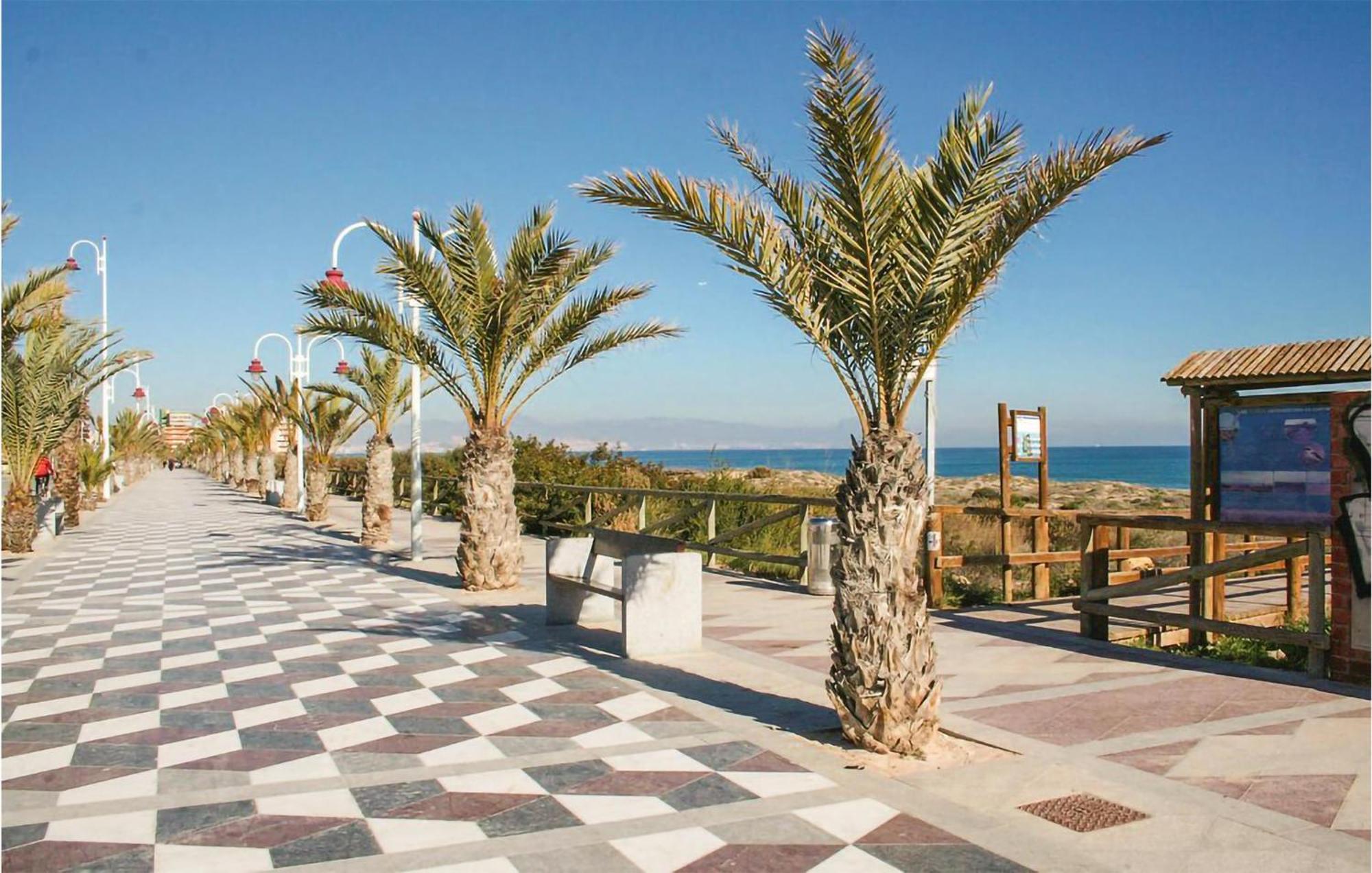 Beautiful Home In Gran Alacant With Kitchen Santa Pola Esterno foto